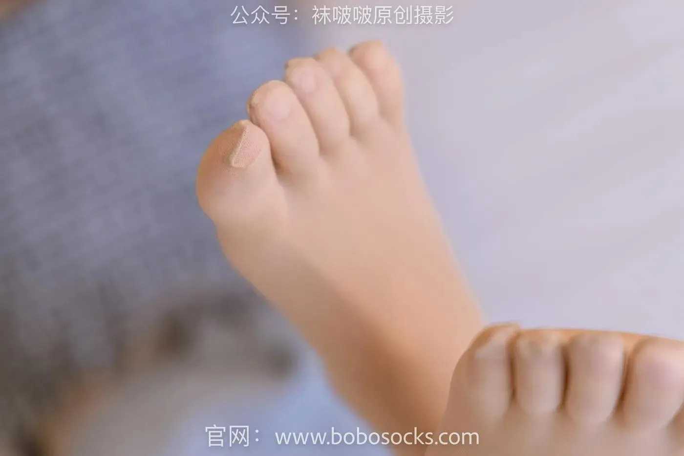 [BoBoSocks袜啵啵]NO.131 苏苏-两双高跟鞋、黑丝 [140P]插图9